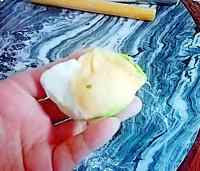 美味的彩色水饺做法图解9)