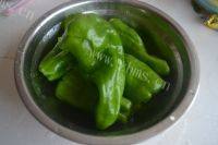 家常菜青椒炒豆干做法图解1)