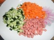 美味的彩色蛋炒饭做法图解1)