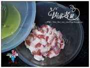 家常菜酱炒黄瓜白豆干做法图解2)