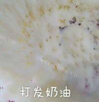 美味的西瓜冰淇淋做法图解8)