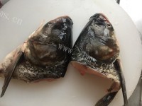 喷香的鱼头豆腐汤做法图解2)
