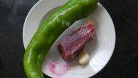 诱人的青椒肉丝做法图解1)