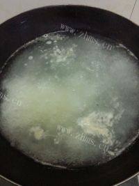 色味极佳的汤粉做法图解3)