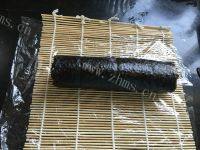自制紫薯寿司做法图解9)