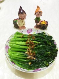 色泽鲜亮的白灼菜心做法图解7)