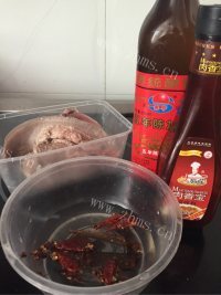美味的卤猪舌做法图解1)