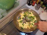 家常菜鸡蛋炒青椒做法图解5)