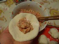 美味的鲜肉包做法图解9)