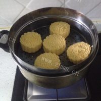 唇齿留香的南瓜饼做法图解9)