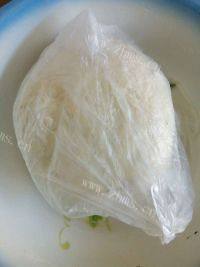 香喷喷的牛肉馅大蒸饺做法图解2)