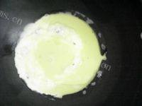 美味的平菇鸡蛋汤做法图解2)