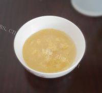 十分诱人的蒸鸡蛋羹做法图解3)