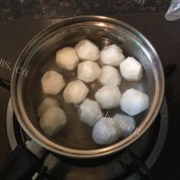 DIY咖喱鱼蛋做法图解1)