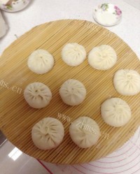 美味的生煎包子做法图解1)