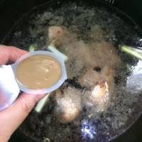 美味的冬瓜海带排骨汤的做法图解六