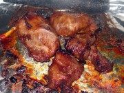 美味的蒜香烤猪面肉做法图解2)