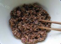 妈妈教我做牛肉饼做法图解1)