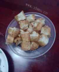美味的火龙果油条沙律做法图解1)