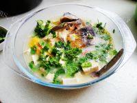 美味的豆腐鲫鱼汤