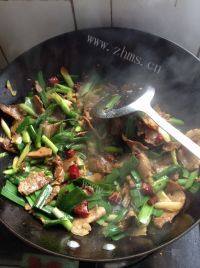 家常菜蒜苗回锅肉