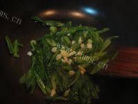 下饭的蒜蓉油麦菜做法图解5)