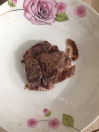 牛肉蔬菜年糕汤做法图解1)