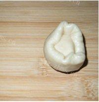 「美味可口」老婆饼做法图解4)