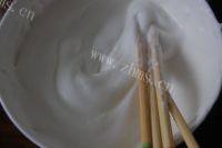 诱人的电饭锅蛋糕做法图解5)