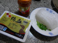 特色美食鸭血粉丝汤做法图解1)