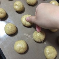 美味营养的核桃酥做法图解5)