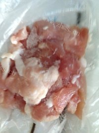 家常菜有机花菜炒肉片做法图解2)