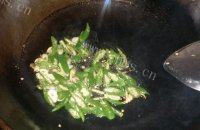 口感饱满的香菇炒猪肉做法图解2)