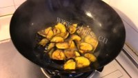 珍馐美味的家常烧茄子做法图解11)