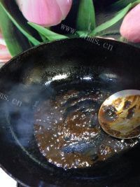 色泽鲜亮的红烧牛肉面做法图解6)