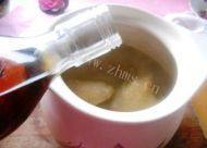 鲜美的香菇鸡翅汤做法图解4)
