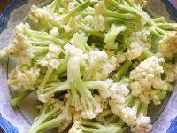 家常菜剁椒菜花做法图解2)
