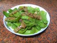 自制腊肉炒荷兰豆