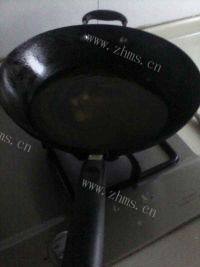 美味的紫菜蛋花汤做法图解6)