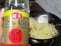记忆中的醋溜土豆丝做法图解5)