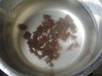 美味的阿胶炖瘦肉做法图解5)