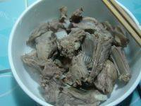 美味的孜然羊排做法图解4)