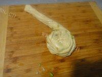 常吃不腻的葱油饼做法图解7)