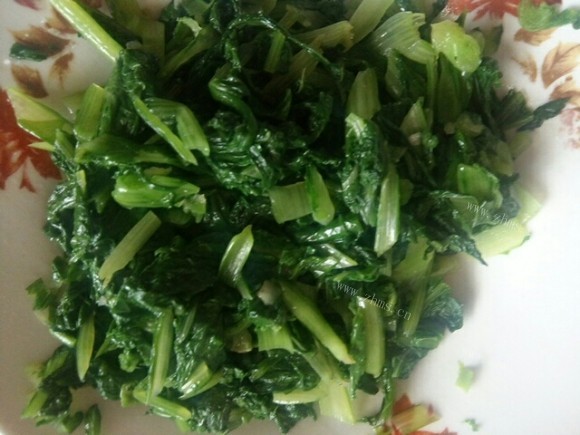 回味无穷的凉拌小白菜