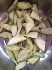 诱人的红烧茄子做法图解2)