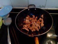 超级好吃的牛肉炖土豆做法图解7)