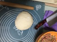 美味的芹菜猪肉馅饺子做法图解14)