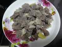 DIY牛肉炖土豆胡萝卜做法图解7)