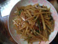 家常菜酸辣土豆丝