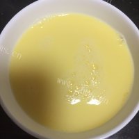 美味的肉末鸡蛋羹做法图解3)